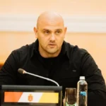 Двоє юнаків у важкому стані після удару по будинку в Одесі